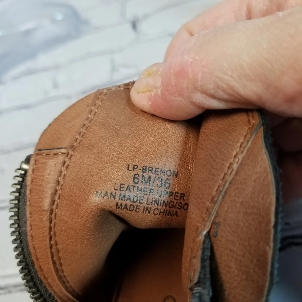 Lucky Brand Brenon gray suede booties